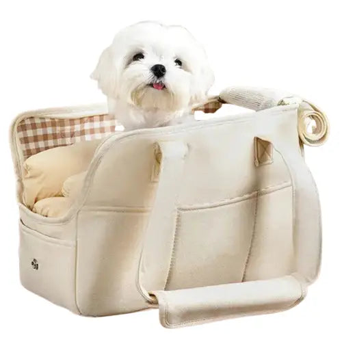 Petit chien dans une cage de transport, sac de transport idéal pour les petits animaux pesant jusqu’à 5kg Transparent Background